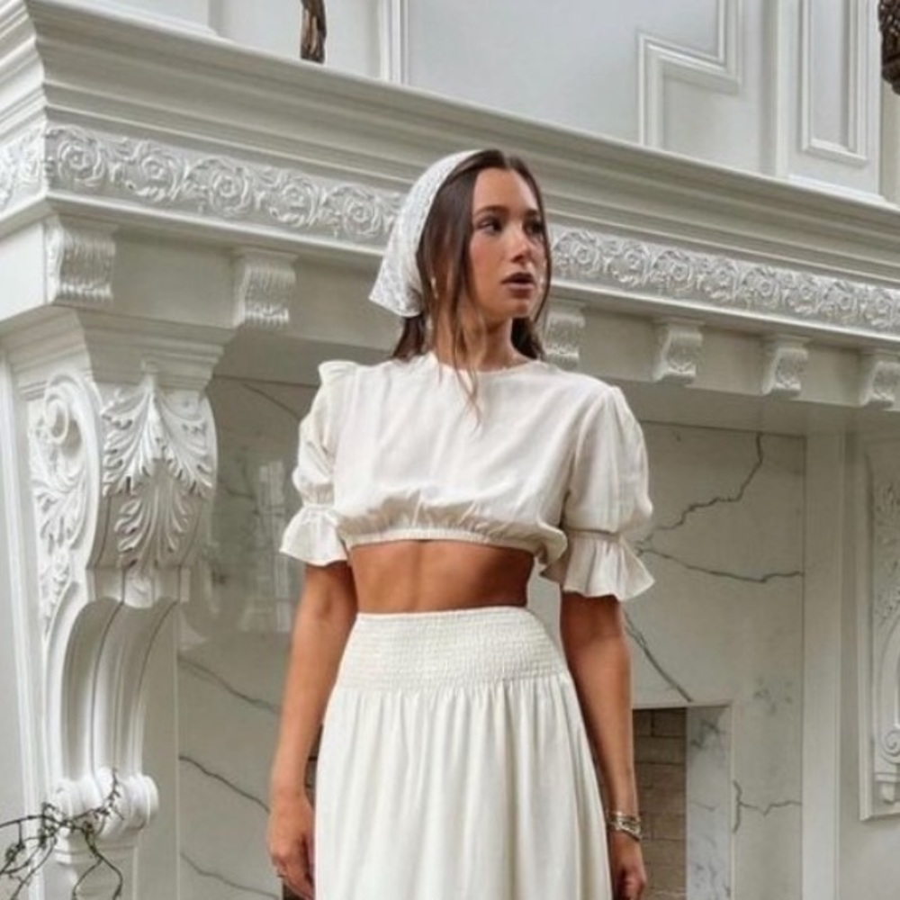 WEWOREWHAT Cropped Poplin Top